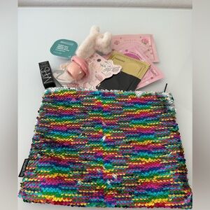 Stylelabgirl multi-colored sequin pouch that can be changed to silver.